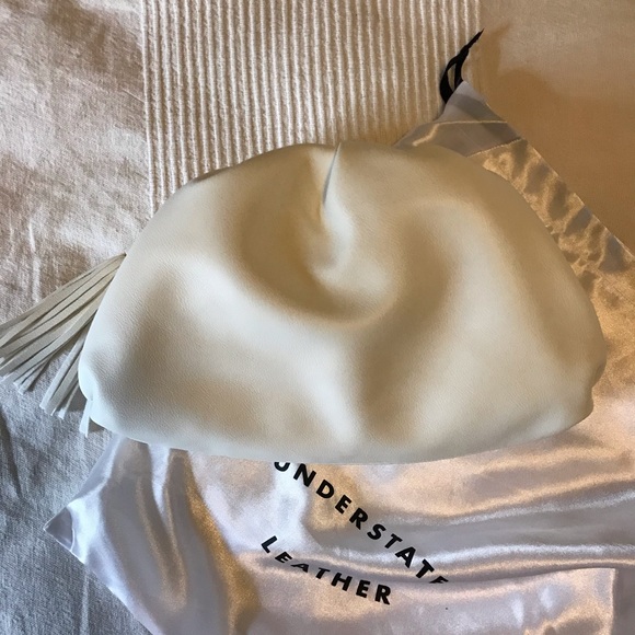 NEW Understated Vegan Leather Clasp Clutch - Picture 2 of 7